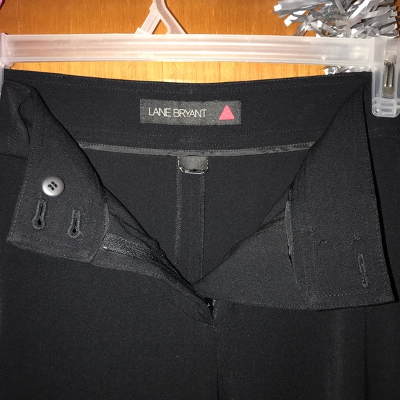 SOLD 24W? Black Slack Capris - Picture 2 of 4